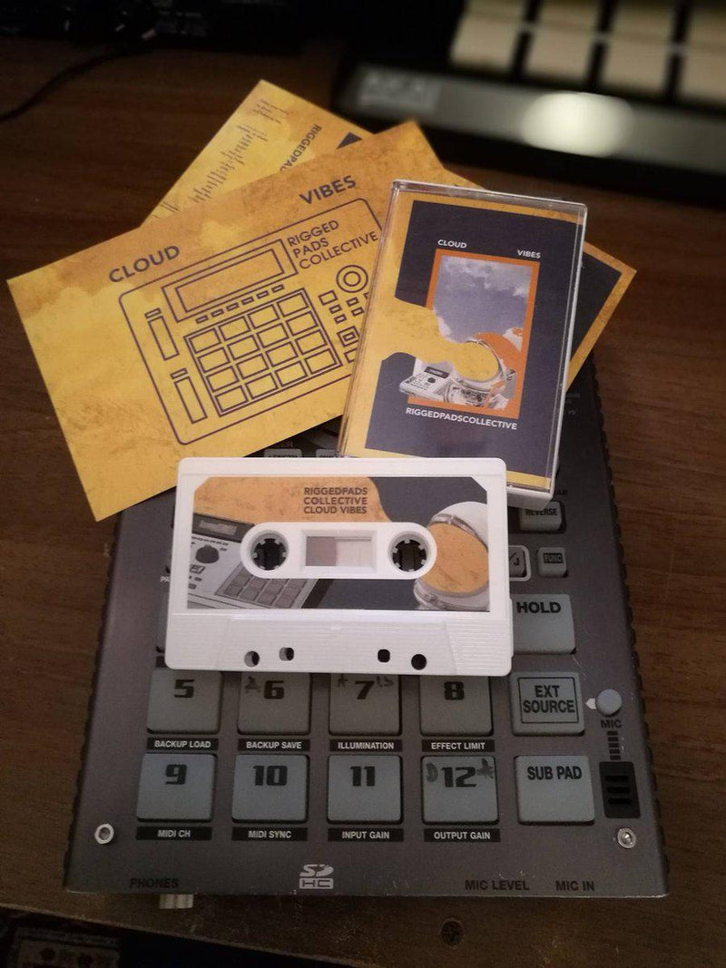 Various - RIGGED PADS COLLECTIVE / cloud vibes 【Cassette Tape】-RIGGED PADS COLLECTIVE-Dig Around Records